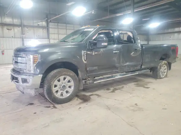 1FT8W3B67KEC04210 — 2019 Ford F350, Опрокидывание (Rollover), фото до ремонта