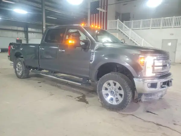 1FT8W3B67KEC04210 — 2019 Ford F350, фото 4 с аукциона Copart, Опрокидывание