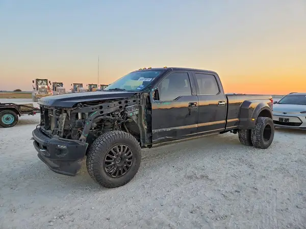 1FT8W3DT4MEC06647 — 2021 Ford F350, Передняя часть (Front End), фото до ремонта