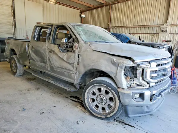 1FT8W3BT9NEE17556 — 2022 Ford F350, фото 4 с аукциона Copart, Опрокидывание