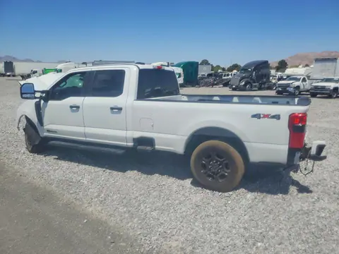 2023 Ford F350 VIN 1FT8W3BT8PED10095 фото 2