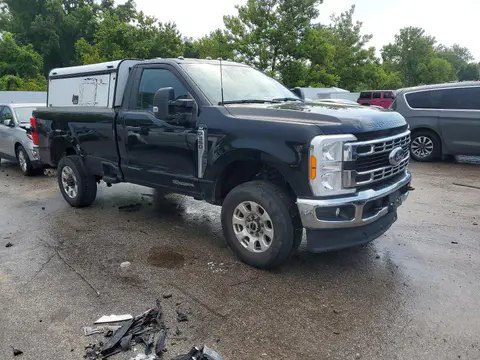 2023 FORD F350 VIN 1FTRF3BT5PEE10367 фото 4