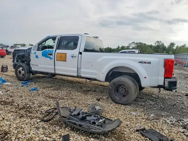 1FT8W3DTXPED33844 — 2023 Ford F350, фото 2 с аукциона Copart 02.10.2026, Передняя часть