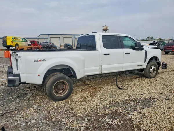 1FT8W3DTXPED33844 — 2023 Ford F350, фото 3 с аукциона Copart 02.10.2026, Передняя часть