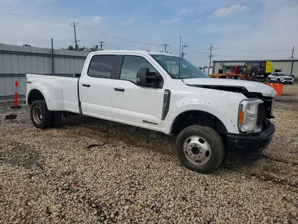 1FT8W3DTXPED33844 — 2023 Ford F350, фото 4 с аукциона Copart 02.10.2026, Передняя часть