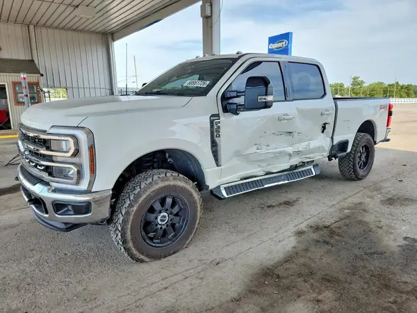 1FT8W3BN4RED96073 — 2024 Ford F350, Боковая часть (Side), фото до ремонта