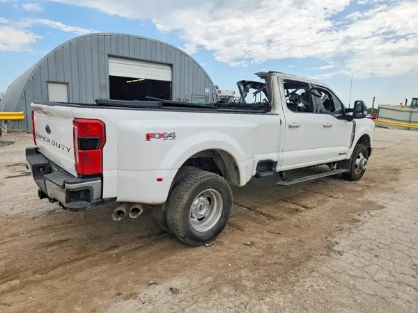 1FT8W3DM0SEC23239 — 2025 Ford F350, фото 3 с аукциона Copart 14.10.2026, Пожар салона