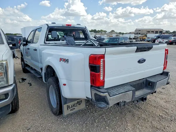 1FT8W3DT3SED40188 — 2025 Ford F350, фото 2 с аукциона Copart, Боковая часть