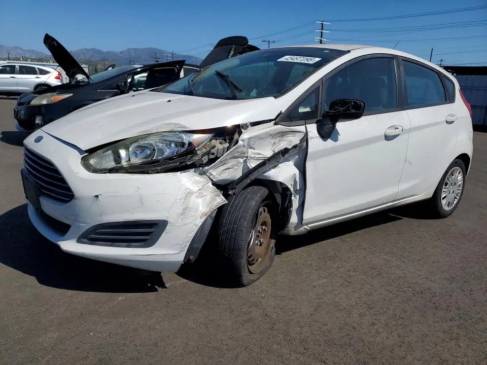 3FADP4TJ8FM138745 Ford Fiesta 2015 — повреждение Передняя часть, фото до ремонта