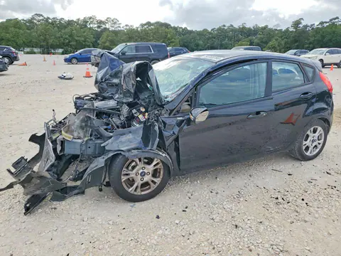 3FADP4EJ3FM160018 — 2015 Ford Fiesta, Передняя часть (Front End), фото до ремонта