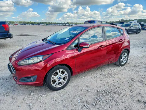 3FADP4EJ6FM117924 — 2015 Ford Fiesta, Боковая часть (Side), фото до ремонта