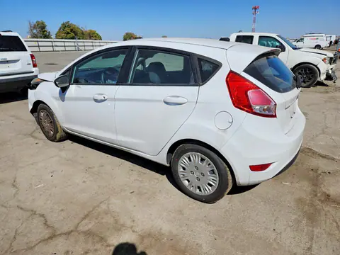 2015 Ford Fiesta VIN 3FADP4TJXFM129741 фото 2