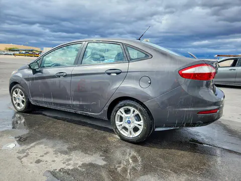 2015 Ford Fiesta VIN 3FADP4BJXFM141745 фото 2