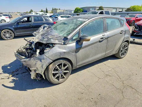 3FADP4EJ2GM120126 — 2016 Ford Fiesta, Передняя часть (Front End), фото до ремонта