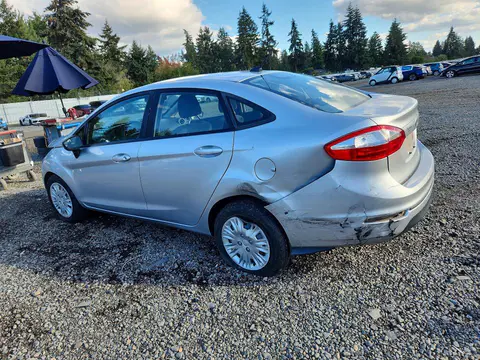 2016 Ford Fiesta VIN 3FADP4AJ7GM173829 фото 2