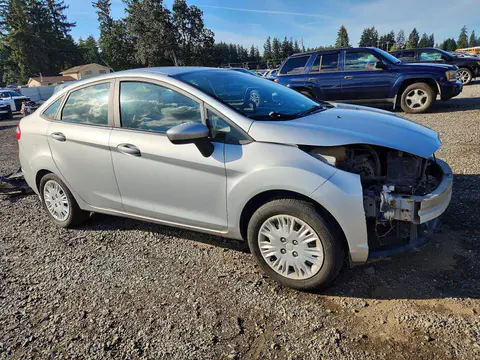 2016 Ford Fiesta VIN 3FADP4AJ7GM173829 фото 4