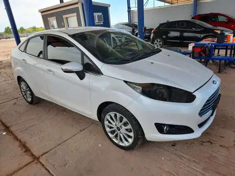 2018 Ford Fiesta VIN 3FADP4CJ8JM112218 фото 4