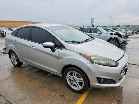 2018 Ford Fiesta VIN 3FADP4BJ4JM112122 фото 4
