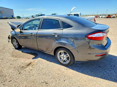 2019 Ford Fiesta VIN 3FADP4BJ5KM160102 фото 2