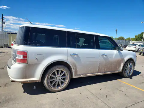 2FMHK6D87KBA15575 — 2019 Ford FLEX, фото 3 с аукциона Copart 30.09.2026, Вандализм