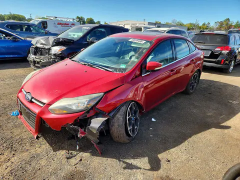 1FAHP3J20CL219145 — 2012 Ford Focus, Передняя часть (Front End), фото до ремонта