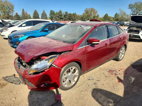 1FADP3J25DL241755 — 2013 Ford Focus, Передняя часть, фото до ремонта