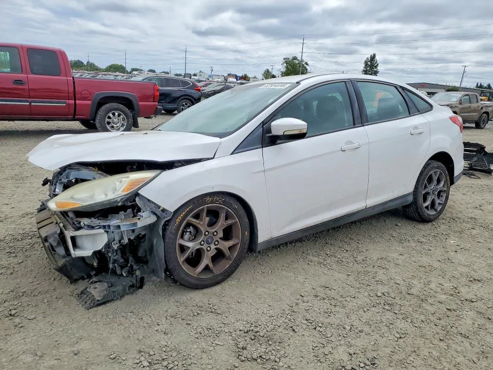 2014 Ford Focus VIN 1FADP3F26EL287136 фото 1