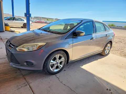 1FADP3F2XEL129592 — 2014 Ford Focus, Мелкие вмятины и царапины (Minor Dent/Scratches), фото до ремонта