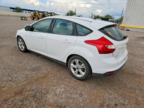 2014 Ford Focus VIN 1FADP3K2XEL461005 фото 2