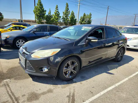 1FADP3F20EL391265 — 2014 Ford Focus, Боковая часть (Side), фото до ремонта