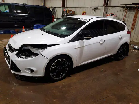 1FADP3K20EL292130 — 2014 Ford Focus, Передняя часть (Front End), фото до ремонта