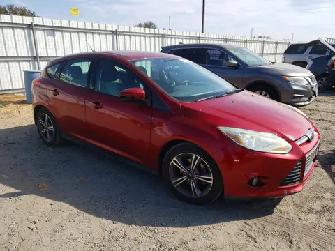 2014 Ford Focus VIN 1FADP3K25EL271516 фото 4