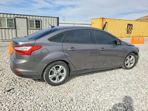 2014 Ford Focus VIN 1FADP3F29EL185474 фото 3