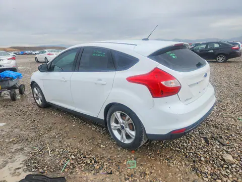 2014 Ford Focus VIN 1FADP3K27EL305729 фото 2