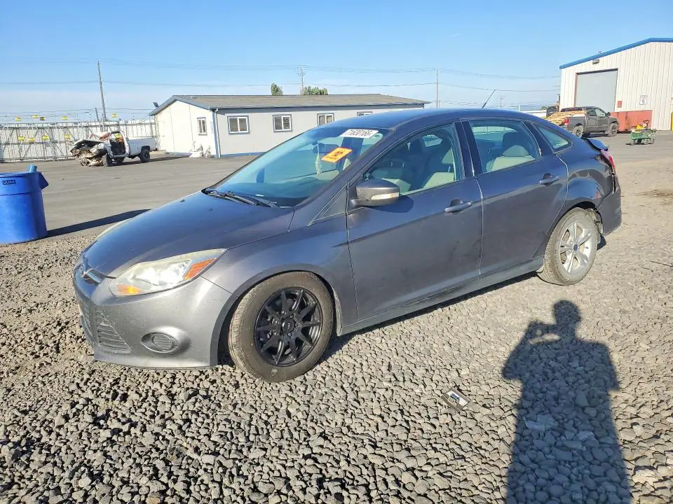 1FADP3F21EL272043 Ford Focus 2014 — повреждение Задняя часть, фото до ремонта