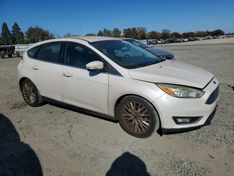 2015 Ford Focus VIN 1FADP3N21FL241667 фото 4