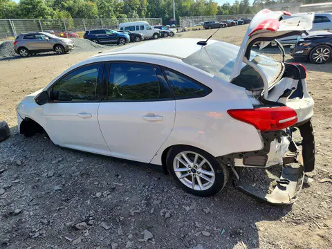 2015 FORD FOCUS VIN 1FADP3F24FL328901 фото 2