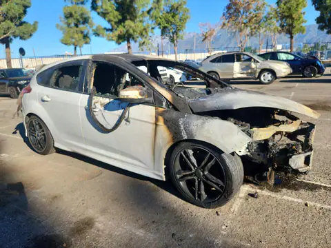 2015 Ford Focus VIN 1FADP3L99FL358106 фото 4