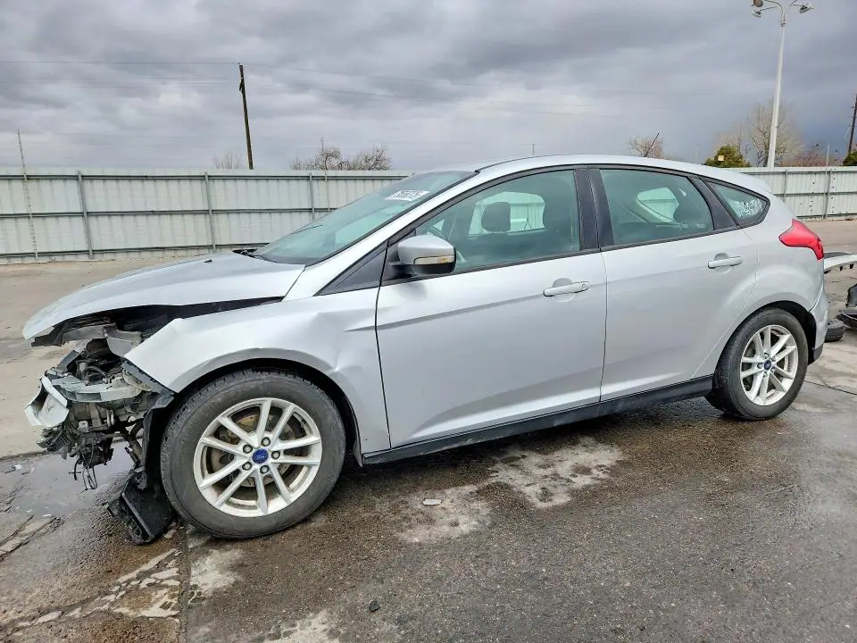 1FADP3K27FL269266 Ford Focus 2015 — повреждение Передняя часть, фото до ремонта