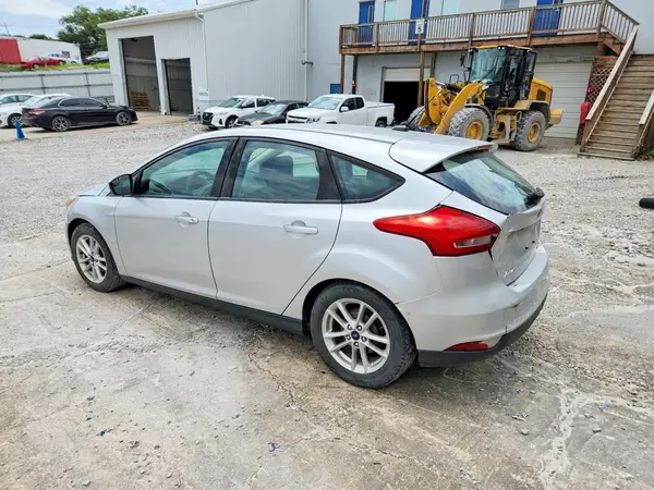 1FADP3K20GL247546 — 2016 Ford Focus, фото 2 с аукциона Copart 13.10.2026, Передняя часть