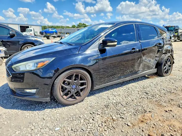 1FADP3K27GL330133 — 2016 Ford Focus, Боковая часть (Side), фото до ремонта