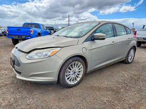 1FADP3R44GL372900 — 2016 Ford Focus, Механические повреждения (Mechanical), фото до ремонта