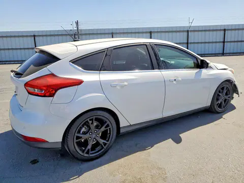 2016 Ford Focus VIN 1FADP3N27GL362978 фото 3