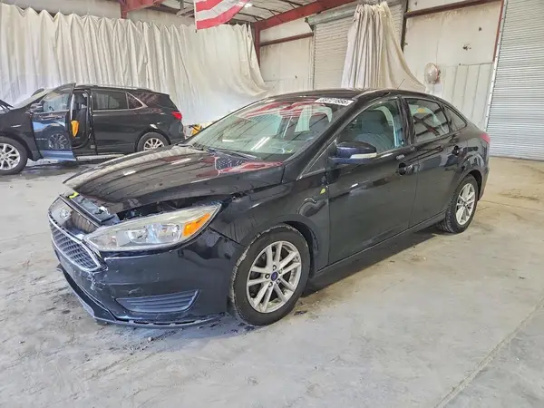 1FADP3F25GL218957 Ford Focus 2016 — повреждение Передняя часть, фото до ремонта