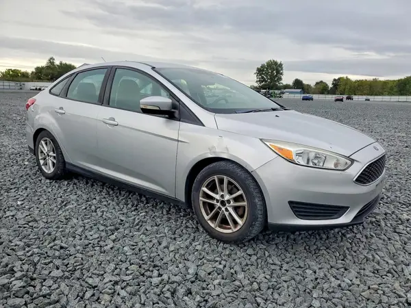 1FADP3F20GL293081 — 2016 Ford Focus, фото 4 с аукциона Copart, Задняя часть