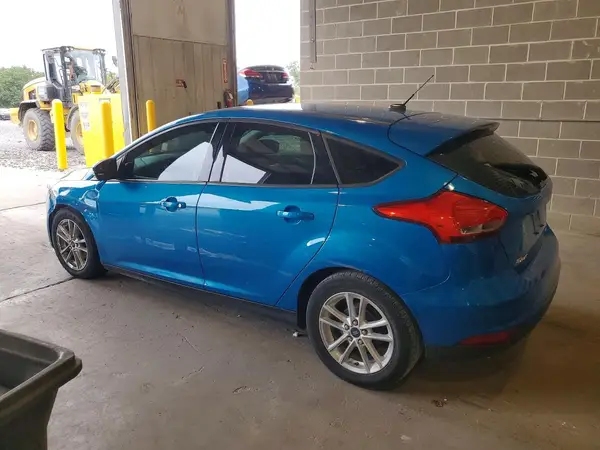 1FADP3K2XGL336816 — 2016 Ford Focus, фото 2 с аукциона Copart, Передняя часть