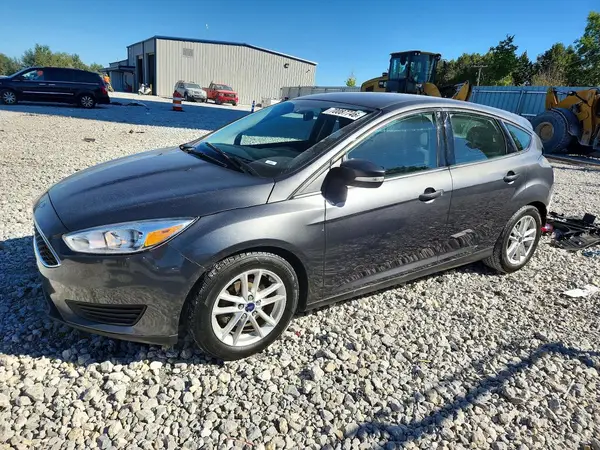 1FADP3K21GL397780 — 2016 Ford Focus, Задняя часть (Rear End), фото до ремонта