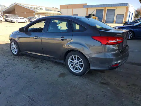2016 Ford Focus VIN 1FADP3F27GL254634 фото 2