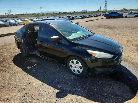 2016 Ford Focus VIN 1FADP3E27GL360440 фото 4