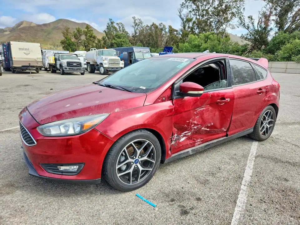 1FADP3M21HL303900 Ford Focus 2017 — повреждение Боковая часть, фото до ремонта